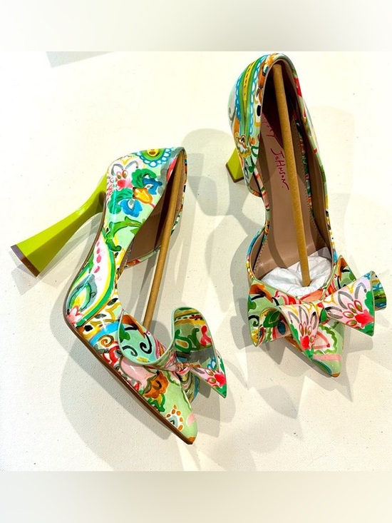 Betsey Johnson Shoes - Betsey Johnson Women's Prince Pumps Size 8.5 NWOB